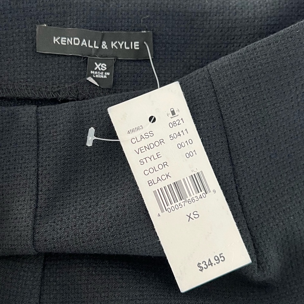 New Kendall & Kaylie black dress shorts size XS